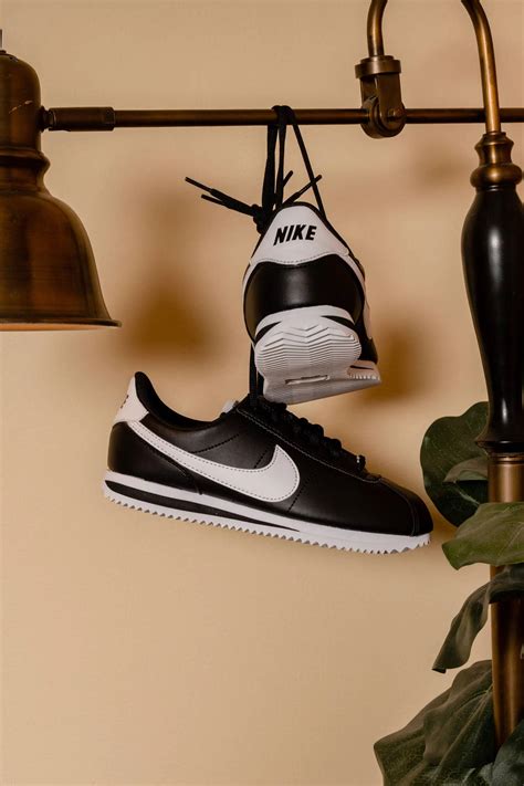 nike schuhe cortez damen|Nike Cortez shoes history.